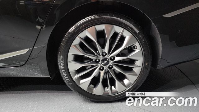 Kia K8 3.5 Gasoline 4WD Platinum 2022 — фото 5