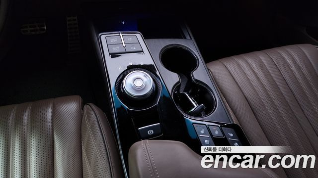 Kia K8 3.5 Gasoline 4WD Platinum 2022 — фото 9