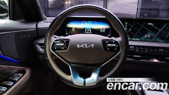 Kia K8 3.5 Gasoline 4WD Platinum 2022 — фото 13