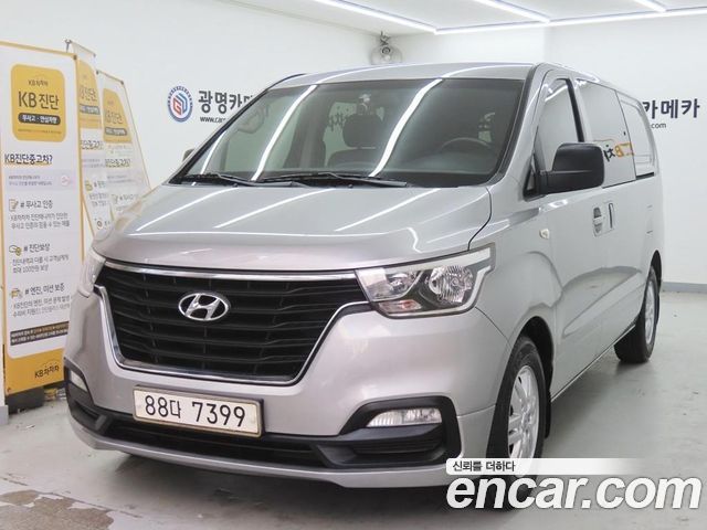 Hyundai Grand Starex Van 5-Seater Smart 2021 — фото 2