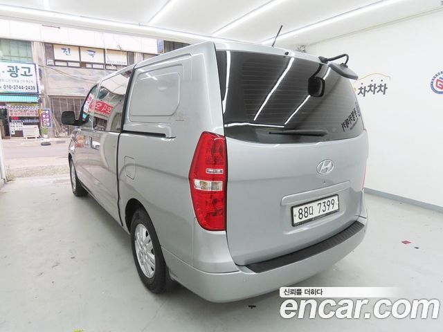 Hyundai Grand Starex Van 5-Seater Smart 2021 — фото 4
