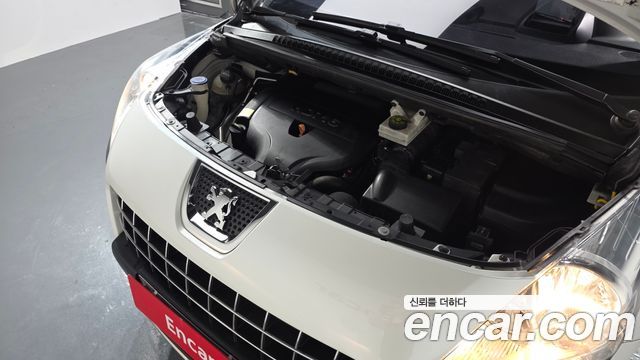 Peugeot 3008 2.0 HDi First Generation 2014 — фото 6