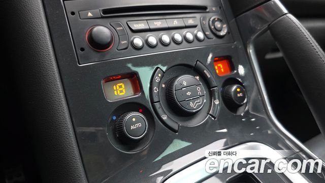 Peugeot 3008 2.0 HDi First Generation 2014 — фото 15