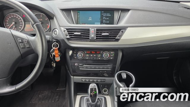 BMW X1 (E84) xDrive 20d 2013 — фото 18