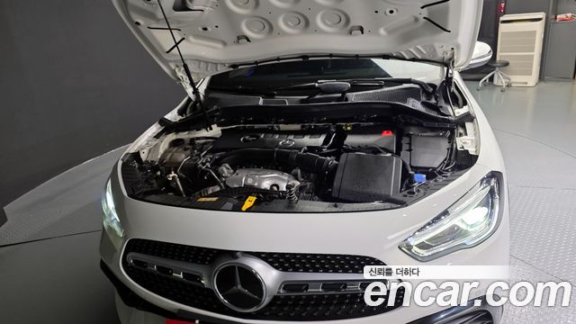 Mercedes-Benz GLA-Class (H247) GLA250 4MATIC 2022 — фото 6