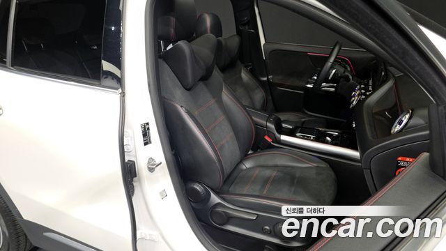 Mercedes-Benz GLA-Class (H247) GLA250 4MATIC 2022 — фото 12