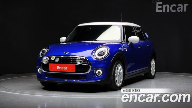 MINI Cooper 5Door HIGH 3rd 2020 — фото 1