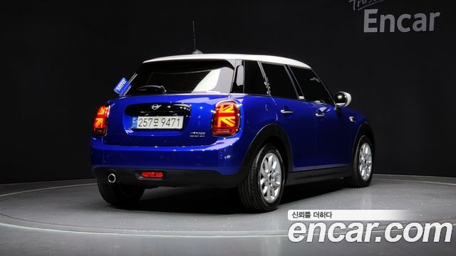 MINI Cooper 5Door HIGH 3rd 2020 — фото 2