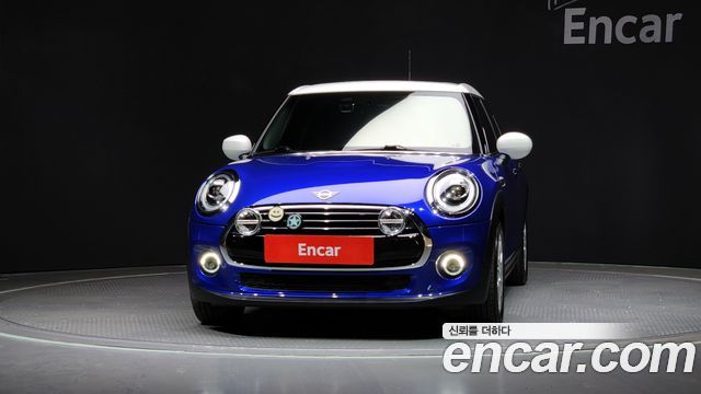 MINI Cooper 5Door HIGH 3rd 2020 — фото 3