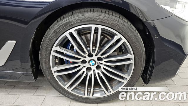 BMW 5 Series (G30) 530i M Sport Package Plus 2020 — фото 5