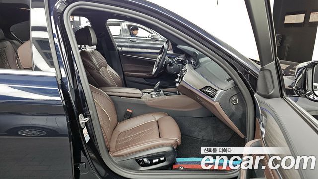 BMW 5 Series (G30) 530i M Sport Package Plus 2020 — фото 11
