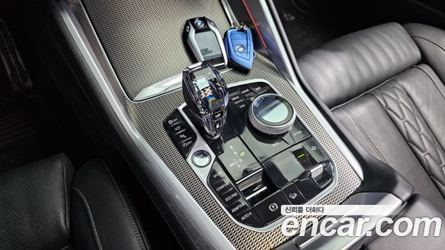 BMW X6 (G06) xDrive40i M Sport 2023 — фото 9