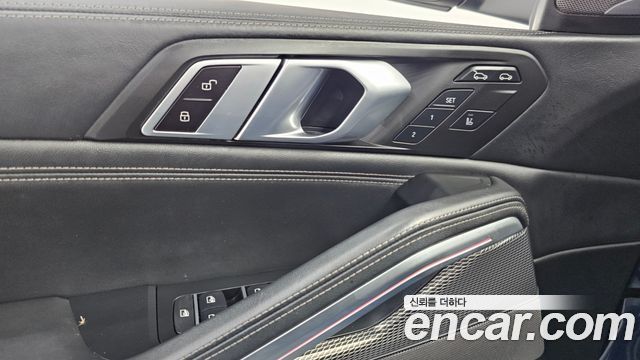 BMW X6 (G06) xDrive40i M Sport 2023 — фото 17