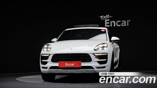 Porsche Macan 3.0 GTS 95B 2018 — фото 3