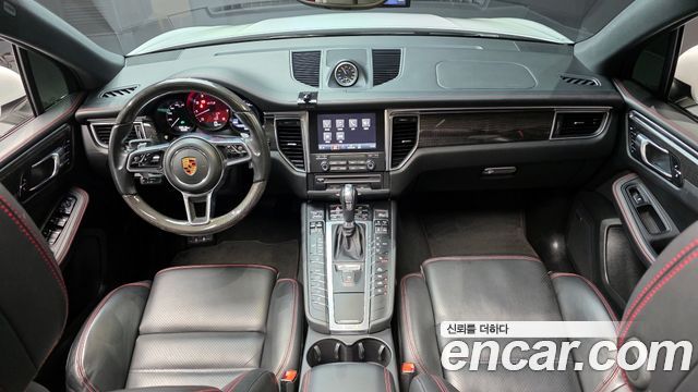 Porsche Macan 3.0 GTS 95B 2018 — фото 7