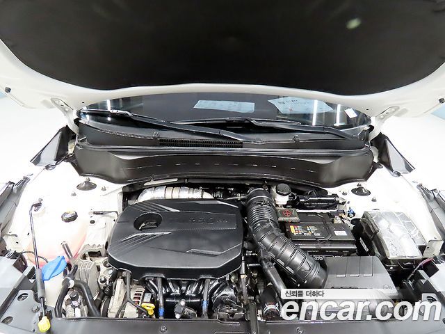 Kia Seltos Gasoline 1.6 Turbo 2WD Signature 2022 — фото 6