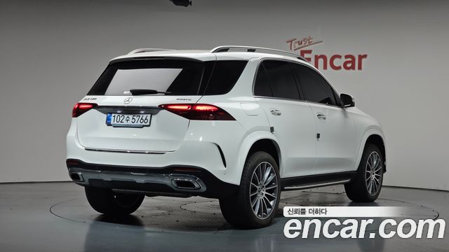 Mercedes-Benz GLE-Class (W167) GLE450 4MATIC 2024 — фото 2