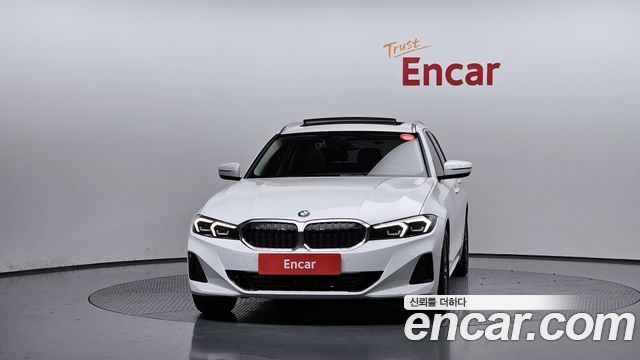 BMW 3 Series (G20) 320d Touring 2023 — фото 3
