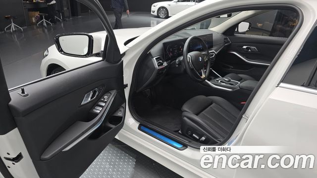 BMW 3 Series (G20) 320d Touring 2023 — фото 11