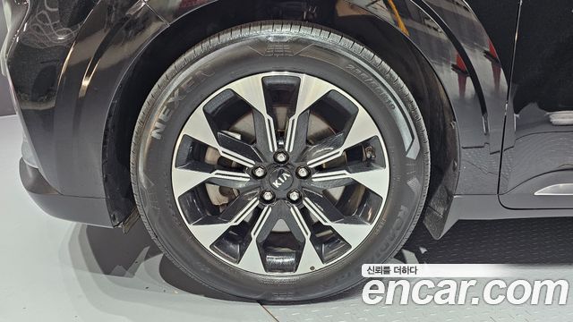 Kia Carnival (IV) Diesel 7-Seater Signature 2021 — фото 5