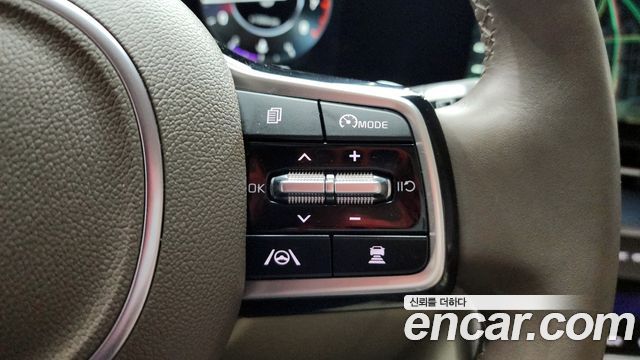 Kia Carnival (IV) Gasoline 9-Seater Hi-Limousine Signature 2023 — фото 16