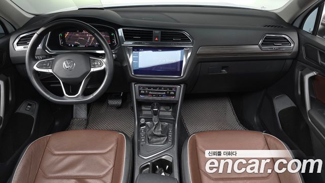 Volkswagen Tiguan Allspace 2.0 TSI Prestige 2023 — фото 7
