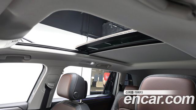 Volkswagen Tiguan Allspace 2.0 TSI Prestige 2023 — фото 19