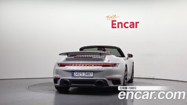 Porsche 911 (992) Turbo S Cabriolet 2024 — фото 4
