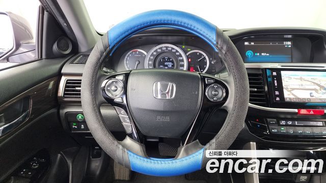 Honda Accord 2.4 9th 2017 — фото 13