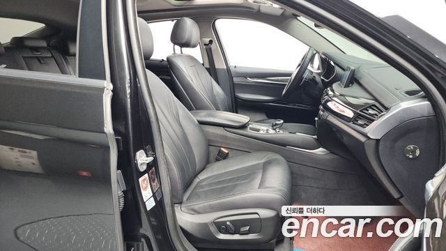 BMW X6 (F16) xDrive 30d 2018 — фото 11