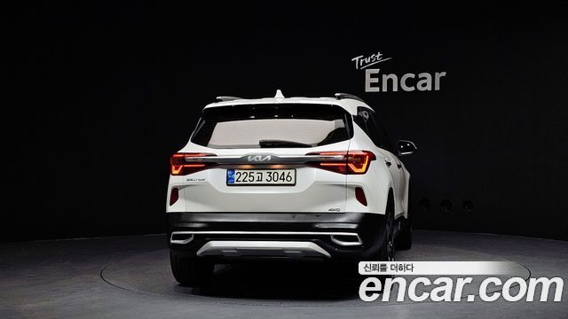 Kia Seltos Gasoline 1.6 Turbo 4WD Gravity 2023 — фото 4