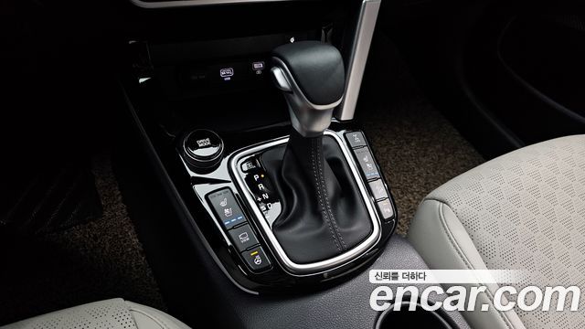 Kia Seltos Gasoline 1.6 Turbo 4WD Gravity 2023 — фото 9