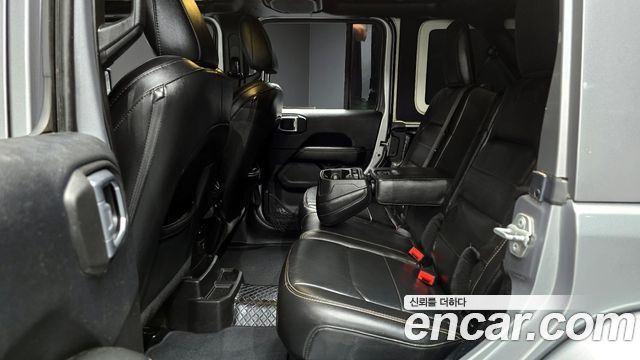 Jeep Wrangler (JL) 2.0 Overland 4Door 2019 — фото 16
