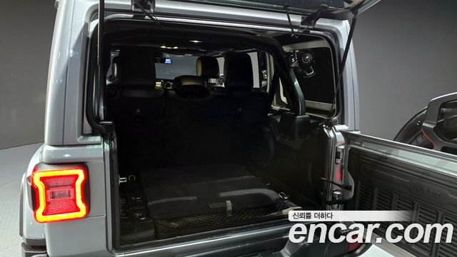Jeep Wrangler (JL) 2.0 Overland 4Door 2019 — фото 24