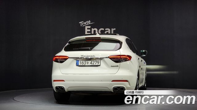 Maserati Levante 2.0 GT AWD 2022 — фото 4
