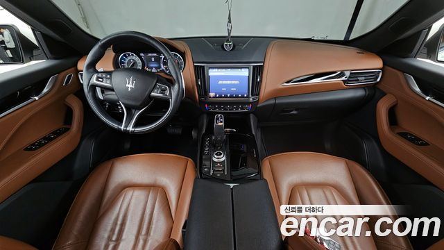 Maserati Levante 2.0 GT AWD 2022 — фото 7