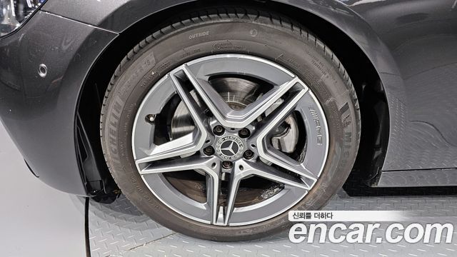 Mercedes-Benz E-Class (W213) E250 AMG Line 2023 — фото 5