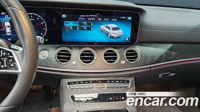 Mercedes-Benz E-Class (W213) E250 AMG Line 2023 — фото 19