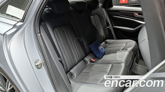 Audi A6 (C8) 45 TFSI Quattro Premium 2023 — фото 16