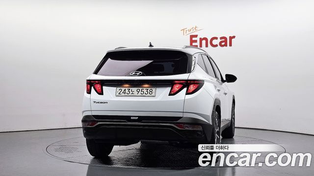 Hyundai Tucson (NX4) Diesel 2.0 2WD Premium 2022 — фото 4