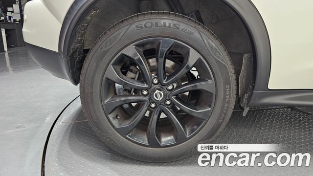 Nissan Juke 1.6 SV F15 2014 — фото 5