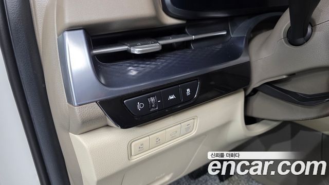 Kia Carnival (IV) Gasoline 9-Seater Hi-Limousine Signature 2023 — фото 13
