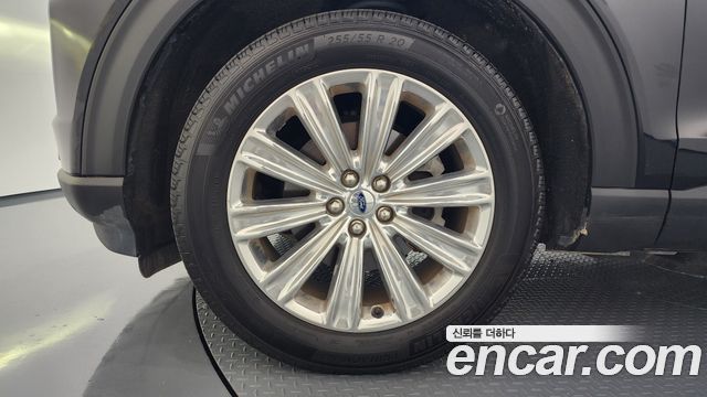 Ford Explorer (VI) 2.3 LimIted 4WD 2020 — фото 5