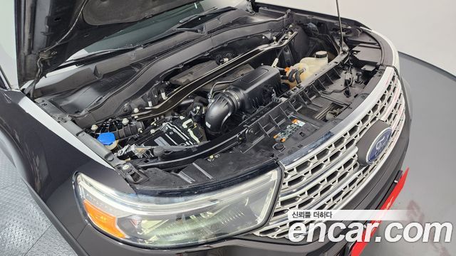 Ford Explorer (VI) 2.3 LimIted 4WD 2020 — фото 6