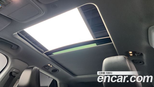 Ford Explorer (VI) 2.3 LimIted 4WD 2020 — фото 19