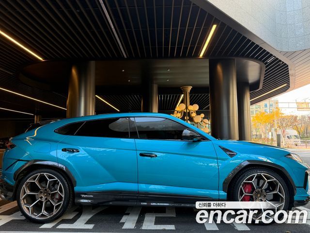 Lamborghini Urus 4.0 V8 Performante 2023 — фото 3