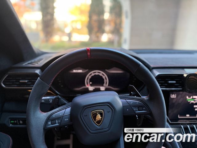 Lamborghini Urus 4.0 V8 Performante 2023 — фото 16