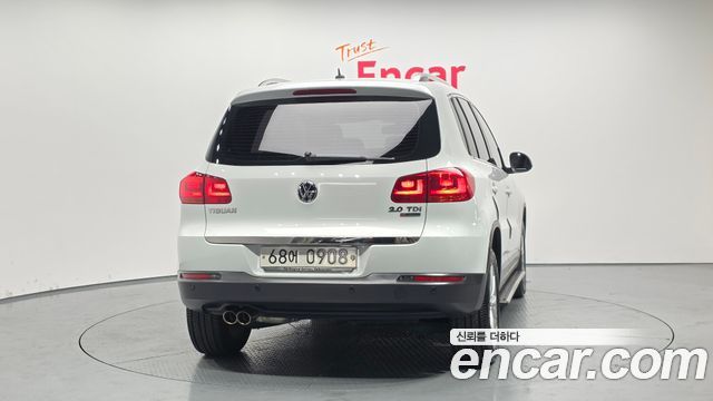Volkswagen Tiguan 2.0 TDI Comfort 5N 2016 — фото 4