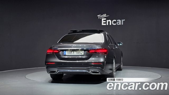 Mercedes-Benz E-Class (W213) E350 4MATIC AMG Line Edition 2021 — фото 4