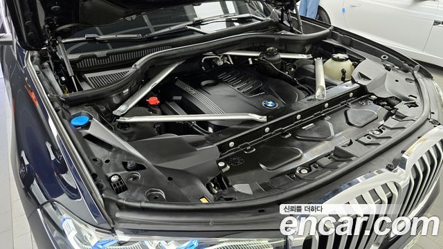 BMW X7 (G07) xDrive 40i M Sport 6STR 2022 — фото 6